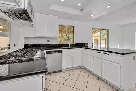 45143 Bevington Ave, Lancaster, CA 93535 photo 11