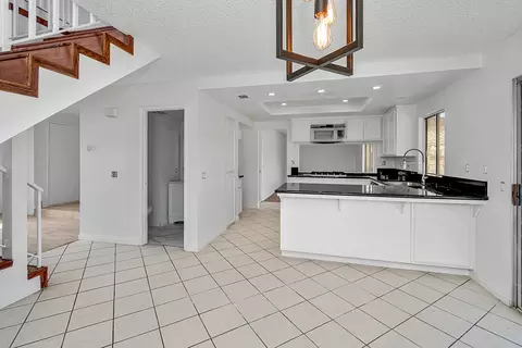 45143 Bevington Ave, Lancaster, CA 93535 photo 9