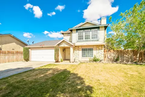 45143 Bevington Ave, Lancaster, CA 93535