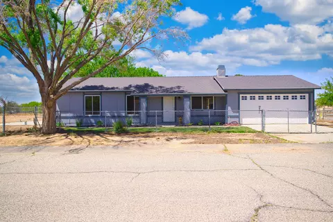 17845 Sweetaire Ave, Lancaster, CA 93535