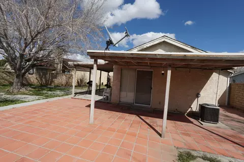 37133 26th St E, Palmdale, CA 93550 photo 14