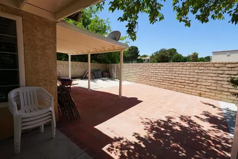 37133 26th St E, Palmdale, CA 93550 photo 42