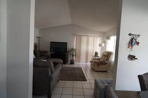 37133 26th St E, Palmdale, CA 93550 photo 15