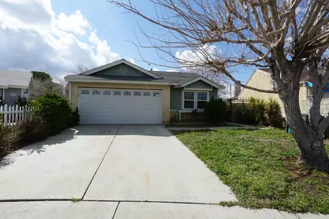 37133 26th St E, Palmdale, CA 93550 photo 2
