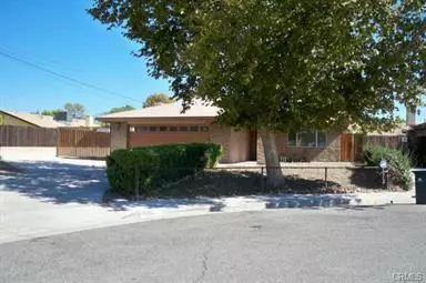 806 Pat Pl, Hemet, CA 92543