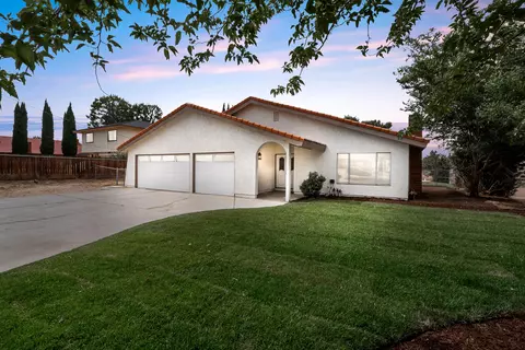 4749 Avenue K12 W, Quartz Hill, CA 93536
