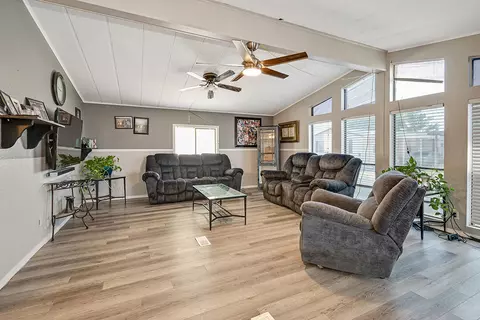 2545 Avenue I E #SPC 64, Lancaster, CA 93535 photo 5
