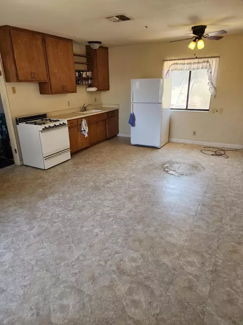 30065 106th St E, Juniper Hills, CA 93543 photo 19