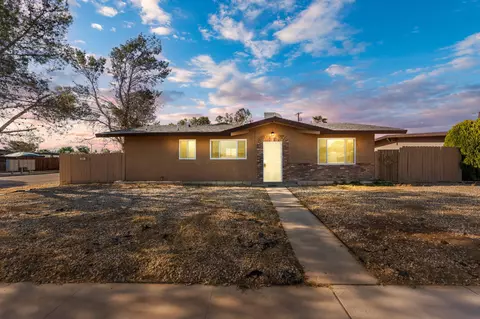 2091 Orange St, Rosamond, CA 93560