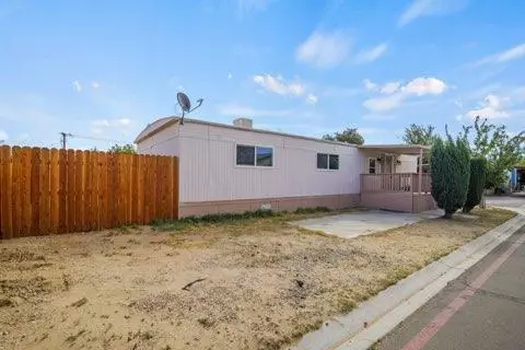1301 I Ave E #260, Lancaster, CA 93535 photo 2