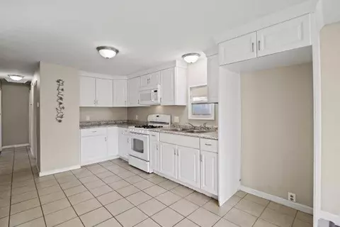 1301 I Ave E #260, Lancaster, CA 93535 photo 5