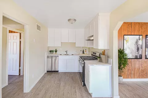 43033 7th St E, Lancaster, CA 93535 photo 5