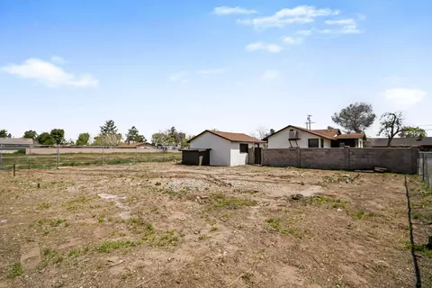 43033 7th St E, Lancaster, CA 93535 photo 15