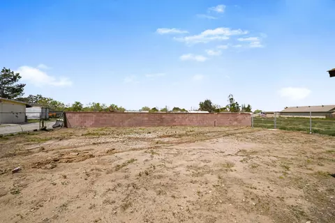 43033 7th St E, Lancaster, CA 93535 photo 16
