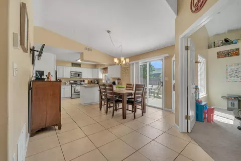 334 Pepper Dr, Tehachapi, CA 93561 photo 14
