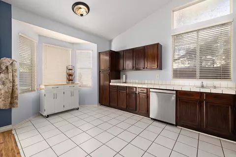 2703 Cloverdale Ct, Palmdale, CA 93551 photo 13