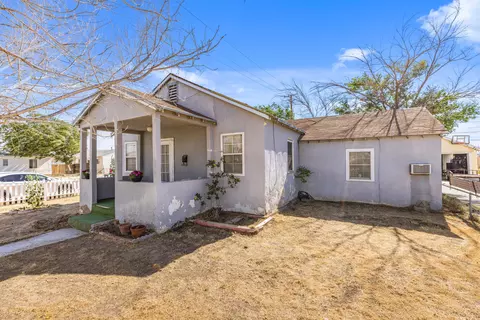 16101 L St, Mojave, CA 93501