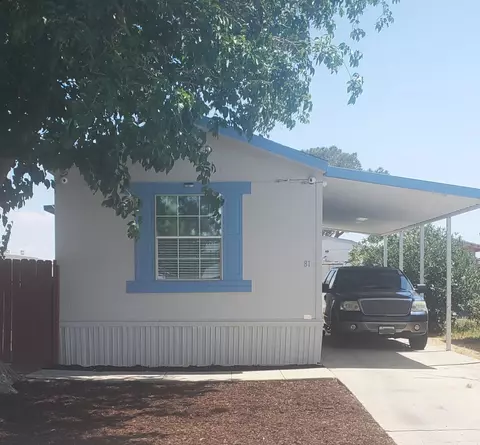 3300 15th St W #SPC 81, Rosamond, CA 93560