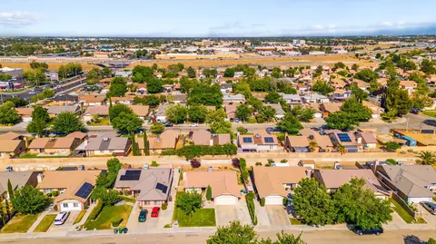44322 Lively Ave, Lancaster, CA 93536