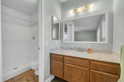 2302 Edam St, Lancaster, CA 93536 photo 22