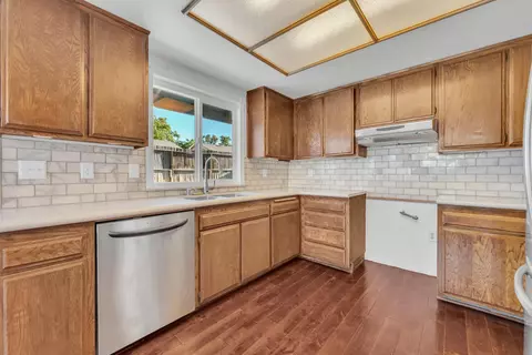 2302 Edam St, Lancaster, CA 93536 photo 14