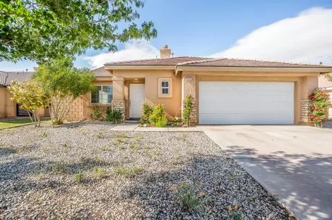 543 Koufax Dr, Lancaster, CA 93535