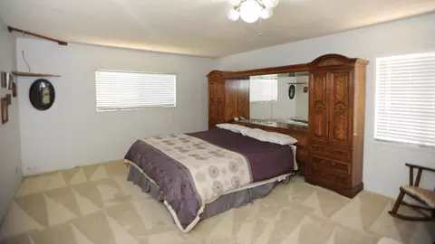 43946 3rd St E, Lancaster, CA 93535 photo 11