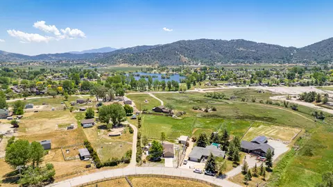 29968 Greenwater Dr, Tehachapi, CA 93561 photo 39