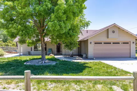 29968 Greenwater Dr, Tehachapi, CA 93561