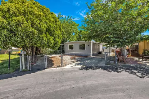 43850 20th St E #234, Lancaster, CA 93535
