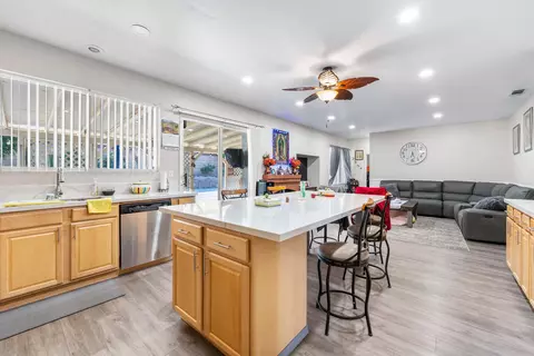 5658 Kingman Dr, Palmdale, CA 93552 photo 29
