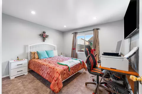 5658 Kingman Dr, Palmdale, CA 93552 photo 40