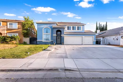 5658 Kingman Dr, Palmdale, CA 93552