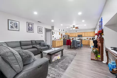 5658 Kingman Dr, Palmdale, CA 93552 photo 14