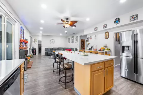 5658 Kingman Dr, Palmdale, CA 93552 photo 27