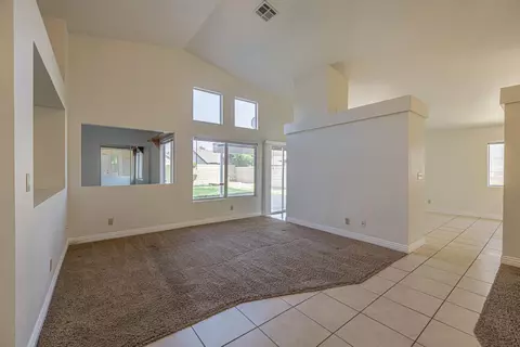 43334 Cajun St, Lancaster, CA 93535 photo 3