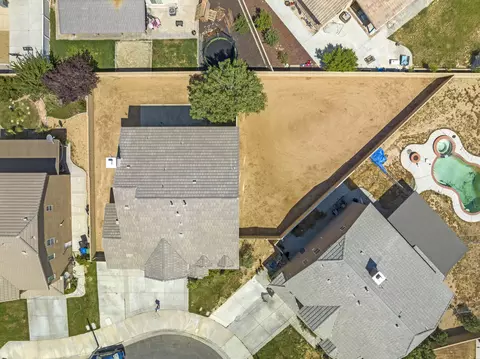 44816 Ruthron Ave, Lancaster, CA 93536 photo 4
