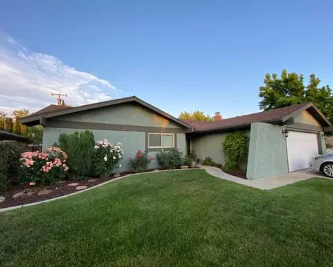 44830 Lorimer Ave, Lancaster, CA 93534