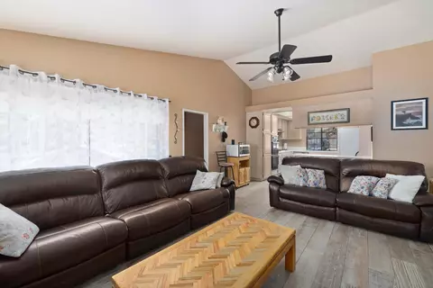 36334 43rd St E, Palmdale, CA 93552 photo 16