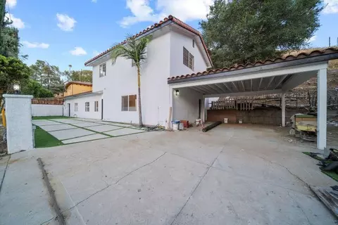 9824 Sunland Blvd, Sunland, CA 91040