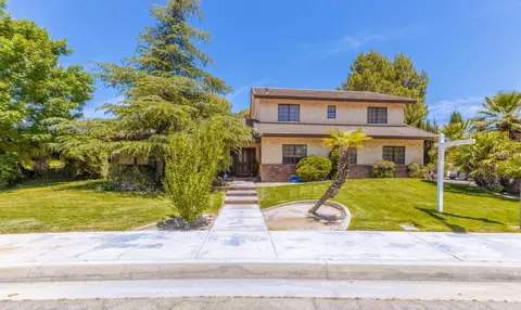 43120 Montemarte Ct, Lancaster, CA 93536