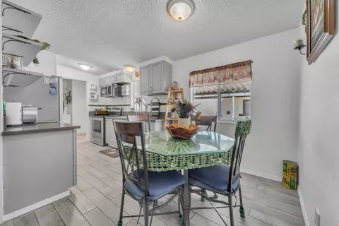 45465 25th St East St #252, Lancaster, CA 93535 photo 5