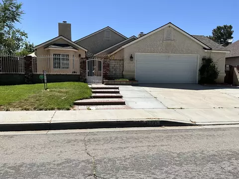 42845 39th St W, Lancaster, CA 93536
