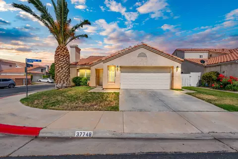 37748 Cardiff St, Palmdale, CA 93550