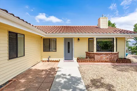 28401 Damascus Ct, Tehachapi, CA 93561 photo 2