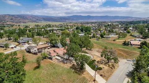 28401 Damascus Ct, Tehachapi, CA 93561 photo 40