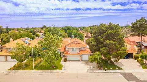 43626 Yaffa St, Lancaster, CA 93535