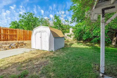 1438 Springline Dr, Palmdale, CA 93550 photo 34