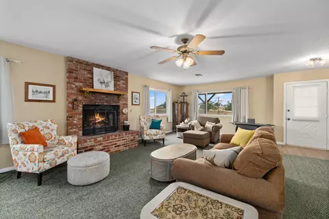 18550 Kern Ct, Tehachapi, CA 93561 photo 8