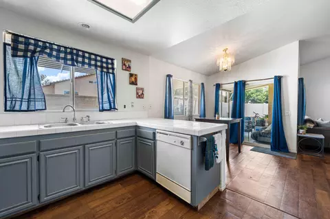 1664 Avenue J4 E, Lancaster, CA 93535 photo 10